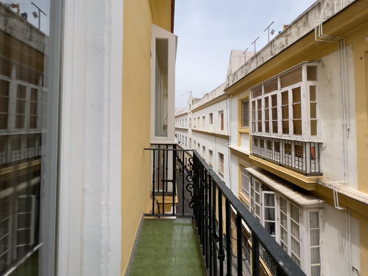 La Casa De Lima Little Apartments Cadiz Exterior photo